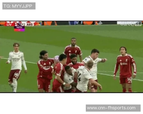 鲁尼批评斯洛特将索博安排在右后卫位置阿莫林若如此必遭严厉指责 鲁尼批评斯洛特将索博安排在右后卫位置阿莫林若如此必遭严厉指责