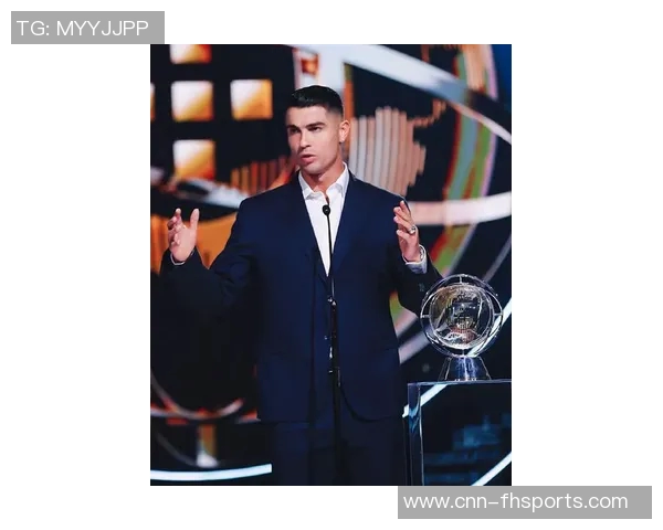 C罗荣获葡萄牙环球声望奖在社交媒体分享喜悦时刻 C罗荣获葡萄牙环球声望奖在社交媒体分享喜悦时刻