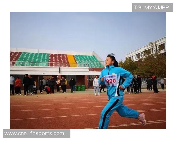 胡睿宝谈陈涛上任后训练强度提升热天气考验球队的拼搏精神与毅力