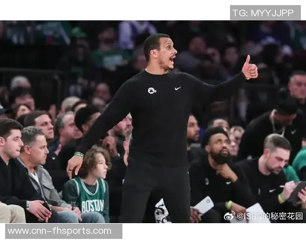 米诺特谈马祖拉期望我成为防守强者展现侵略性与荣誉感并重 米诺特谈马祖拉期望我成为防守强者展现侵略性与荣誉感并重